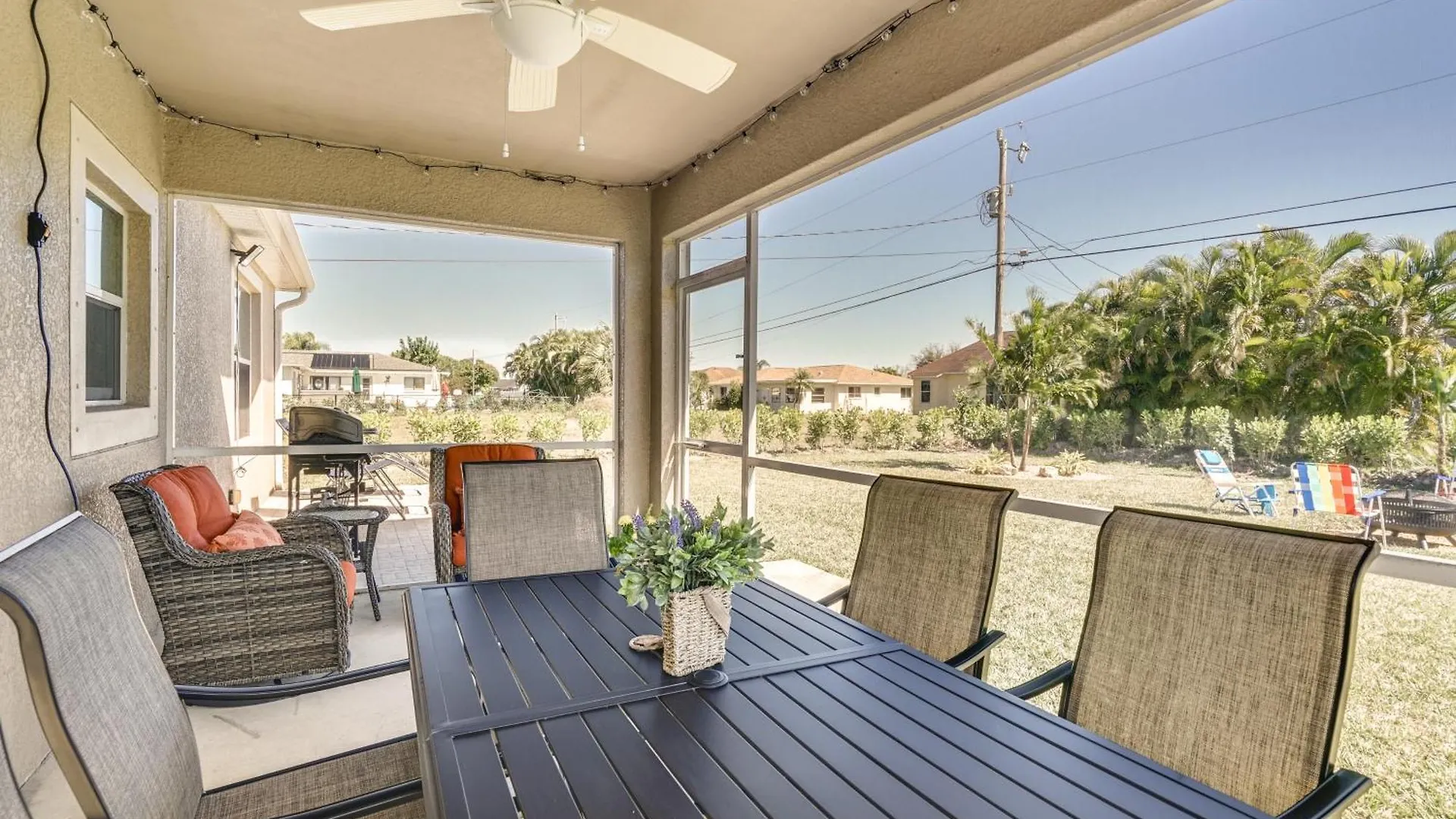 With Screened-in Porch And Fire Pit! * Cape Coral