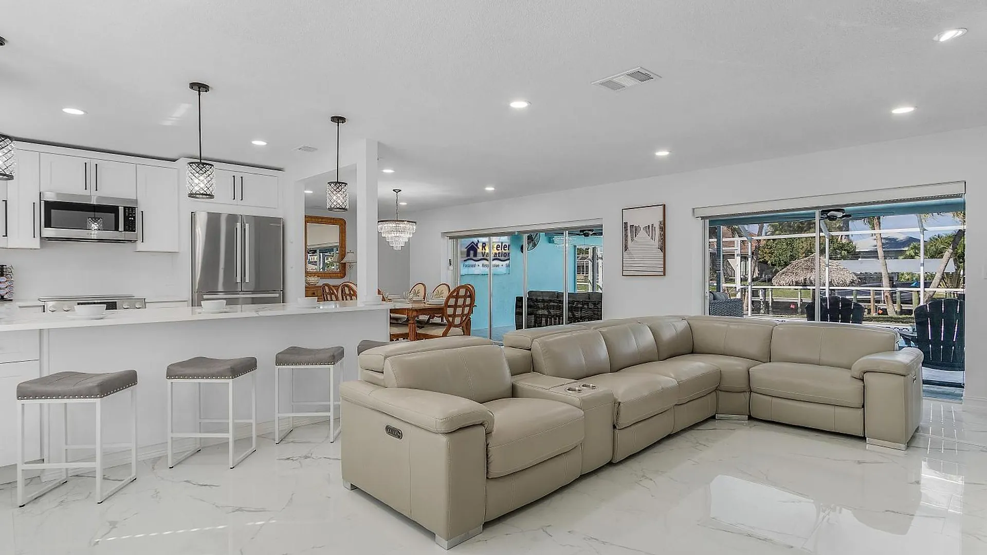 Holiday home Gulf Access, Private Beach, Heated Pool, Dock With Tiki Hut - Aqua Retreat - Roelens Cape Coral