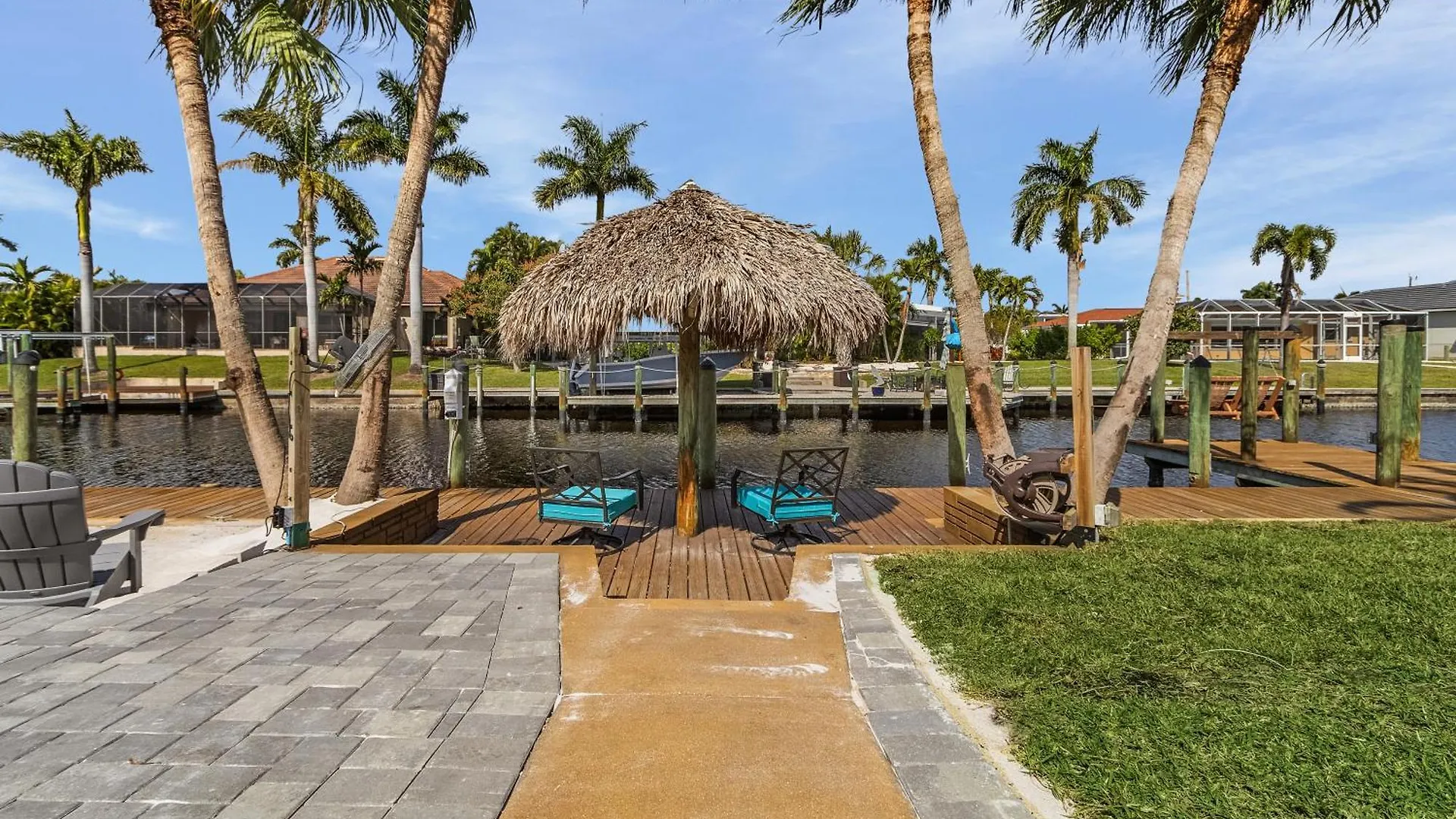 Gulf Access, Private Beach, Heated Pool, Dock With Tiki Hut - Aqua Retreat - Roelens * Cape Coral