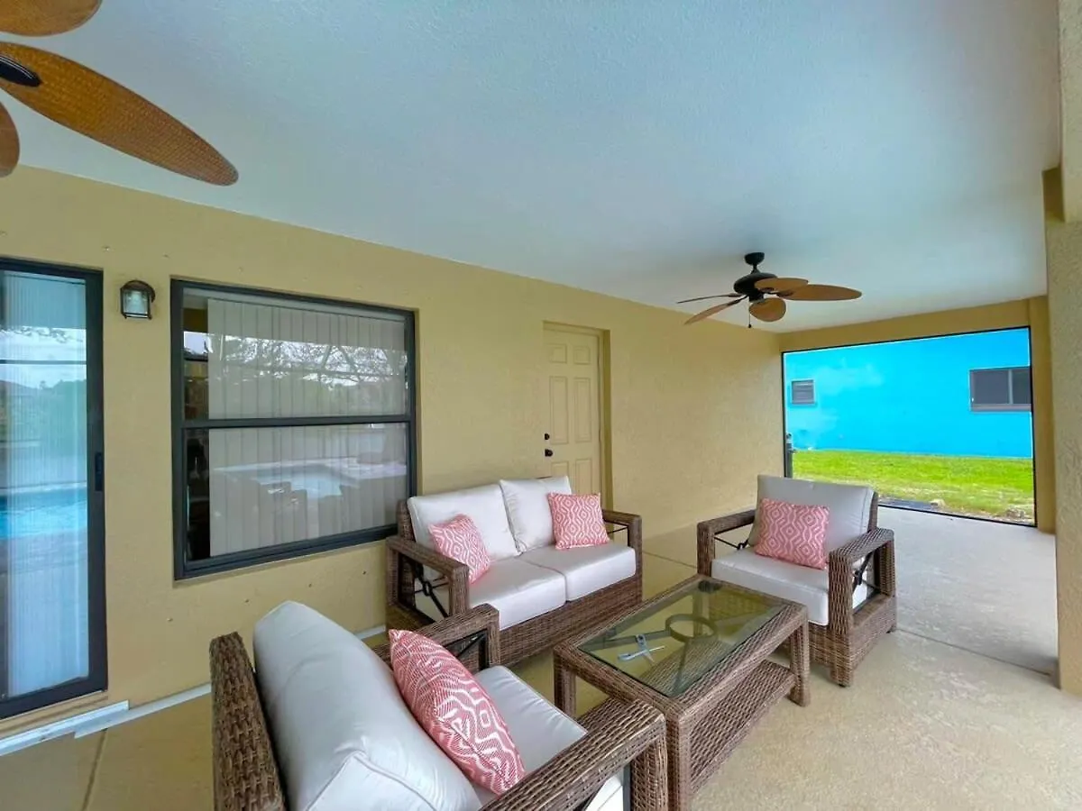 Cozy Retreat Family-friendly Saltwater Heated Pool *