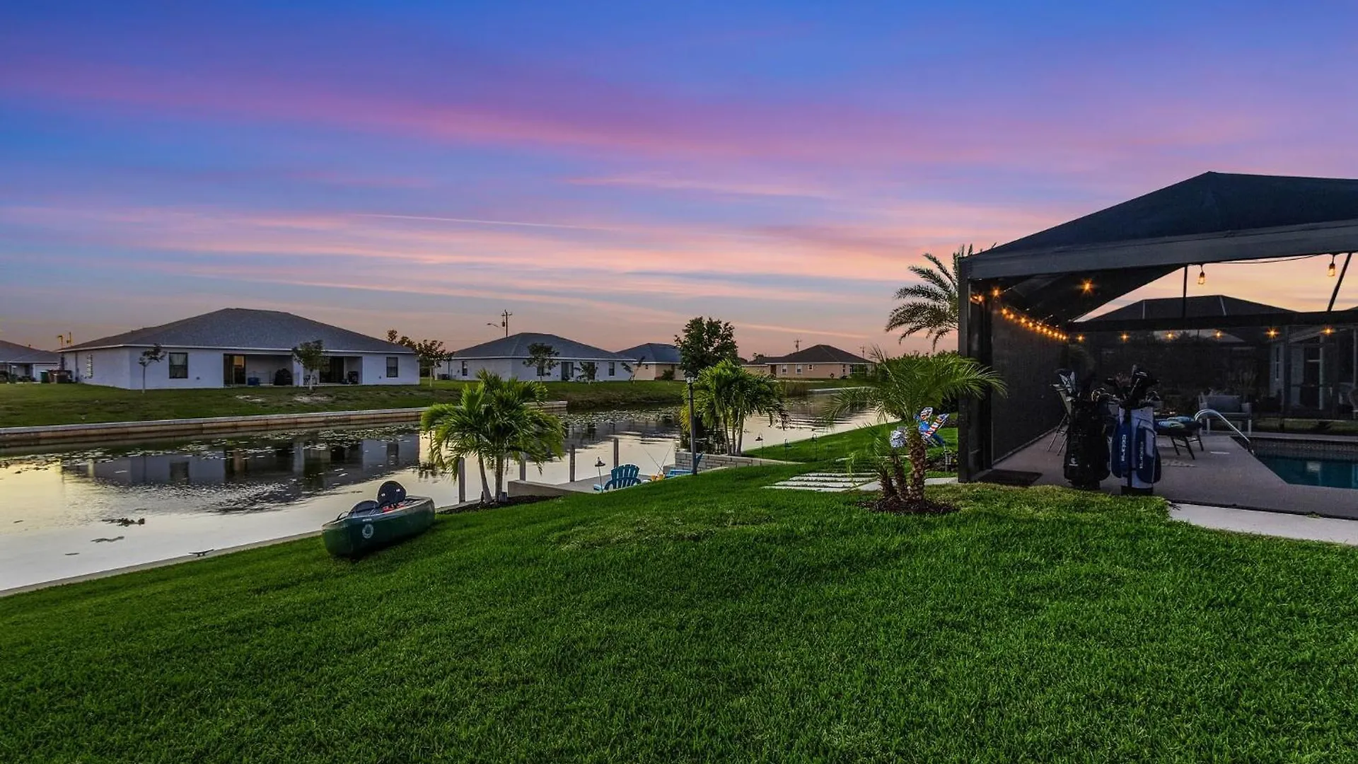 Wow Views On Freshwater Canal, Kayak, Pool - Cape Cheers - Roelens Vacations *