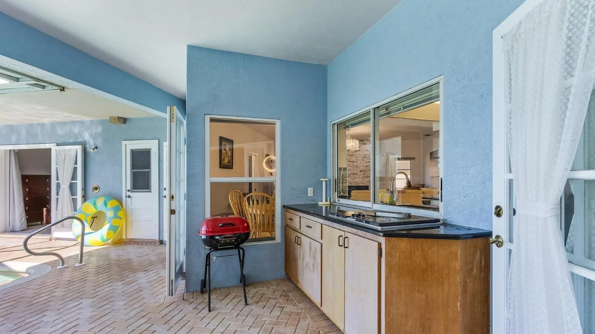 Chasing Sunshine Holiday home Cape Coral