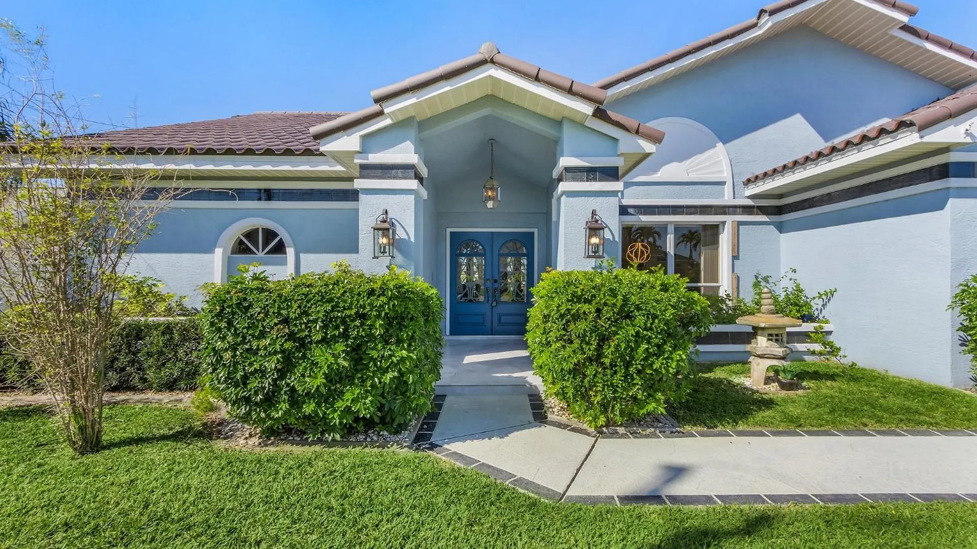 Chasing Sunshine Holiday home Cape Coral
