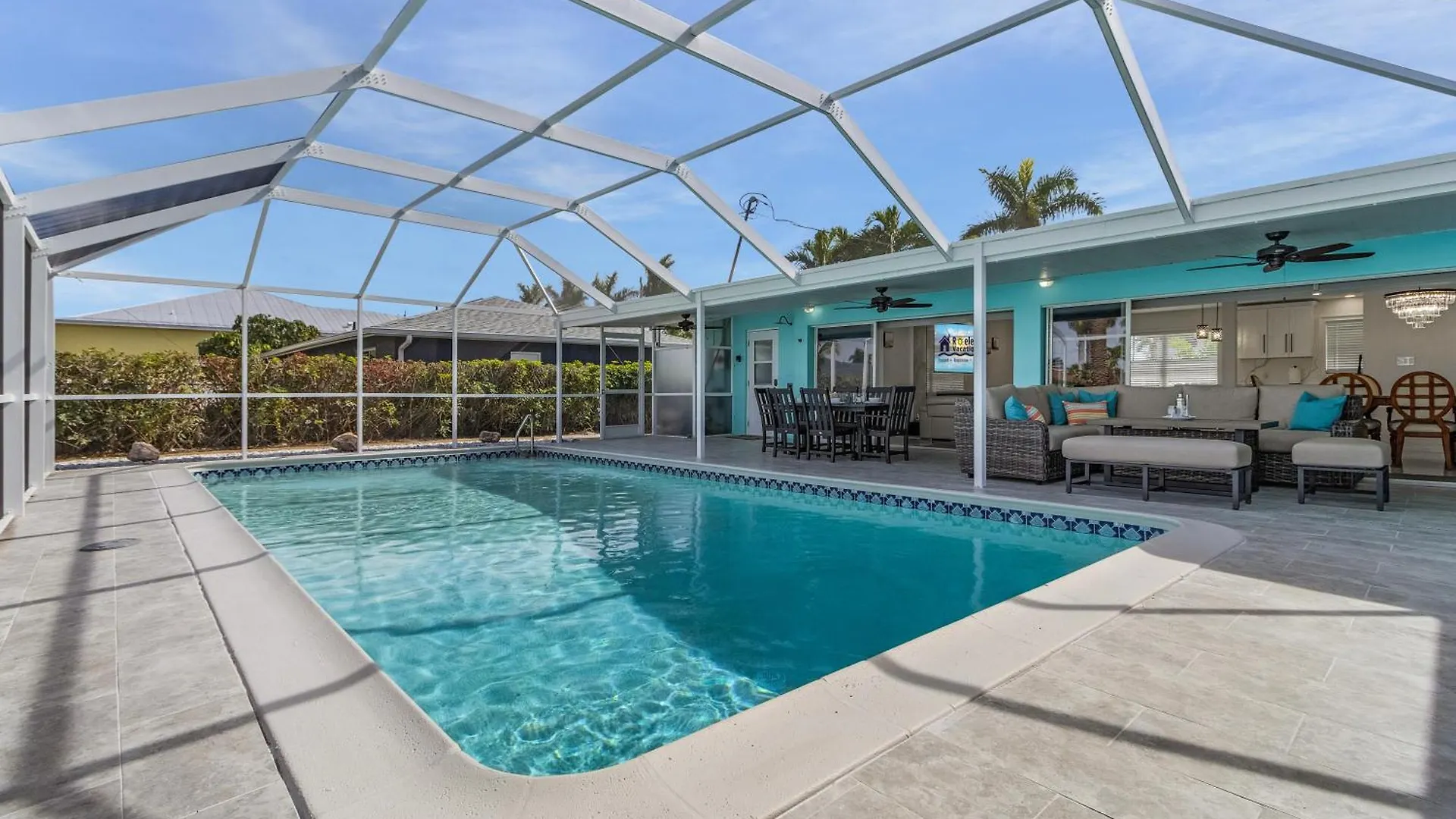 Holiday home Gulf Access, Private Beach, Heated Pool, Dock With Tiki Hut - Aqua Retreat - Roelens *