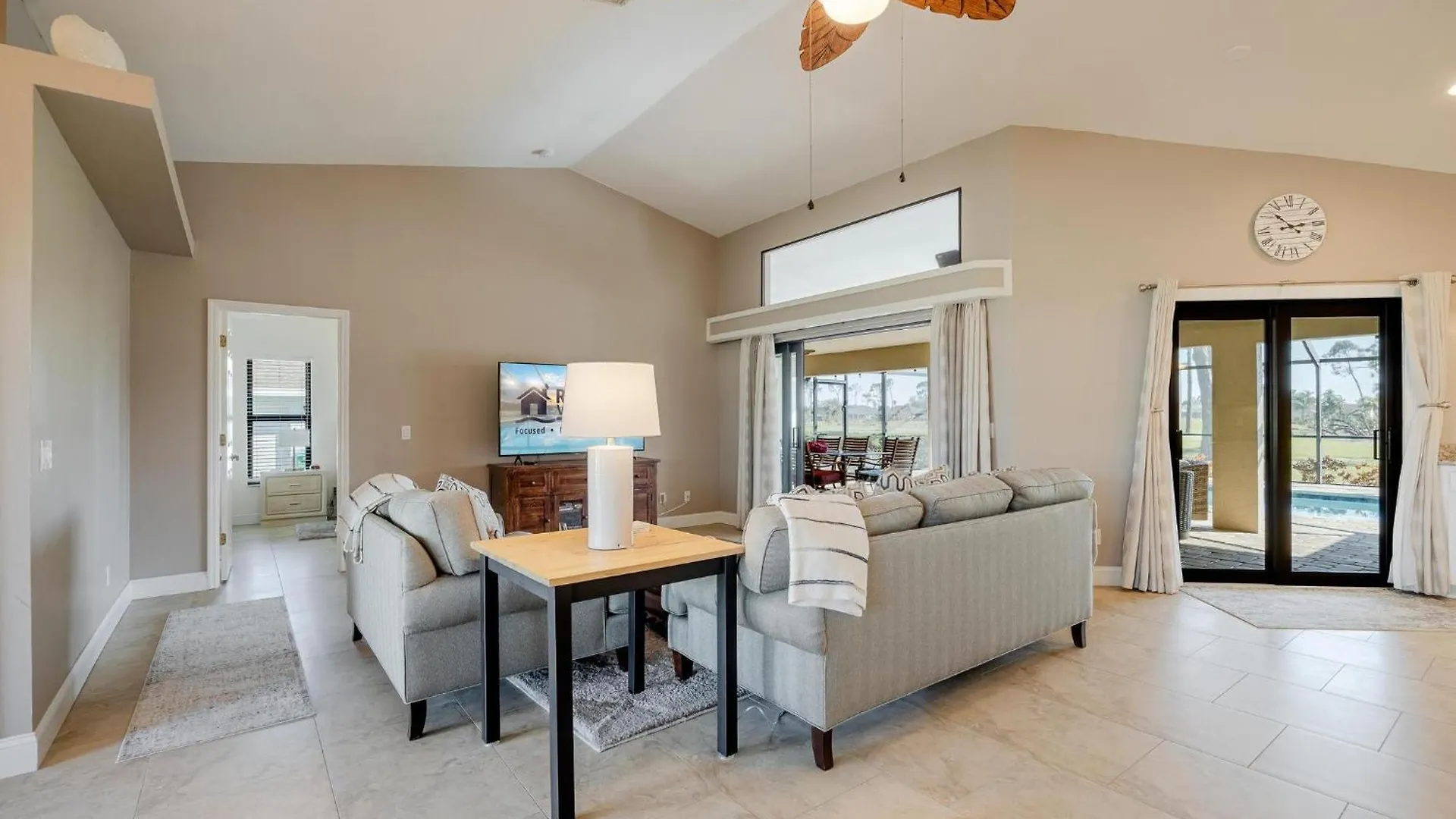 Golf Course View! Heated Pool - Fairway To Florida - Roelens Vacations Holiday home Cape Coral