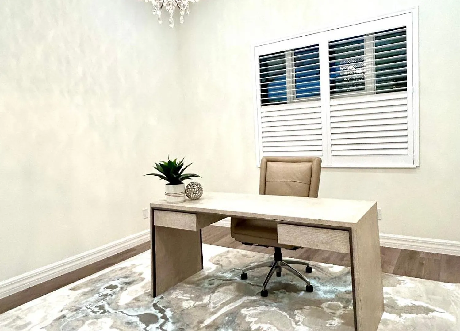 Luxurious Modern Waterfront Home-desirable Pelican Area * Cape Coral