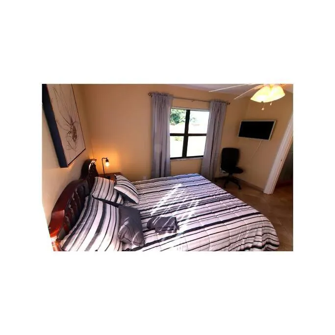Holiday home Cozy House In Se Cape Coral. Pet-friendly! *