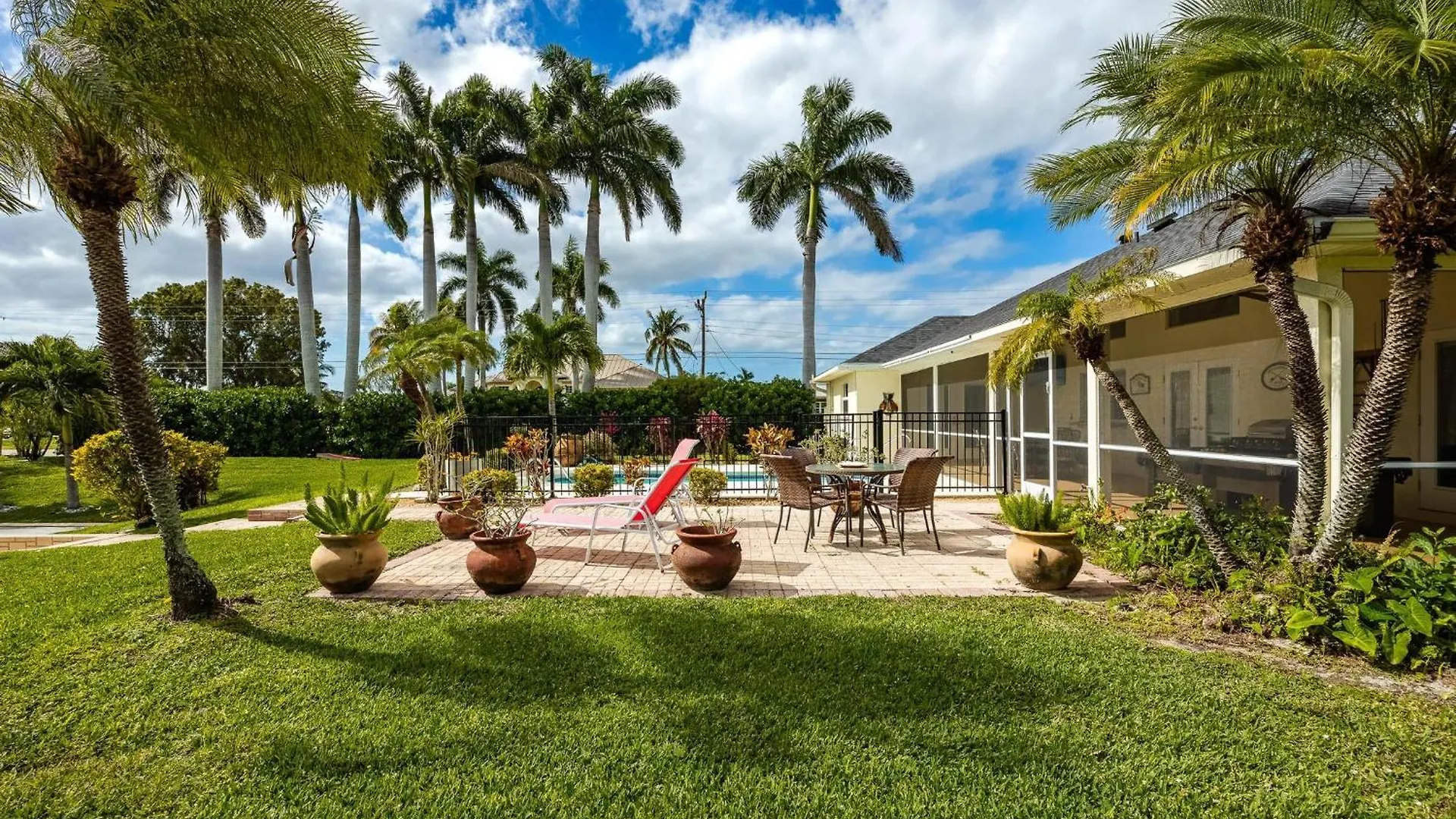 Gulf Access Pool - Island Time - Roelens Vacations Cape Coral