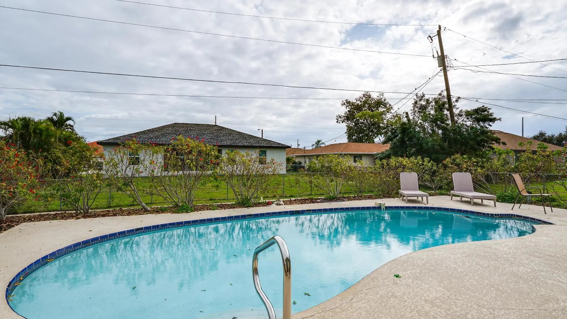 Family-friendly With Private Pool! *
