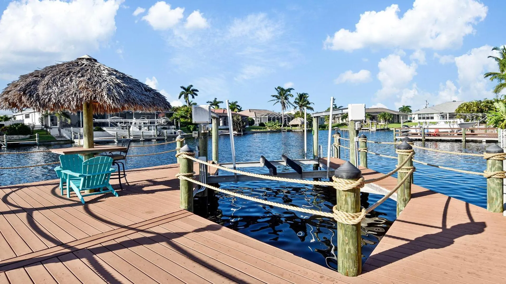 Villa Lupita Boat Lift Dock Heated South Facing Pool Cape Coral