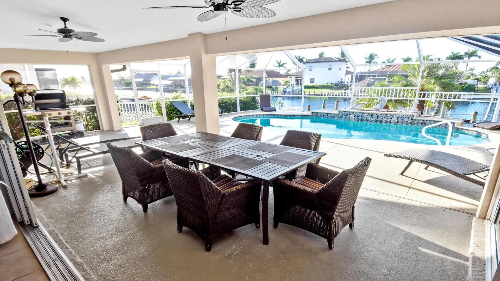 Lupita Boat Lift Dock Heated South Facing Pool Cape Coral