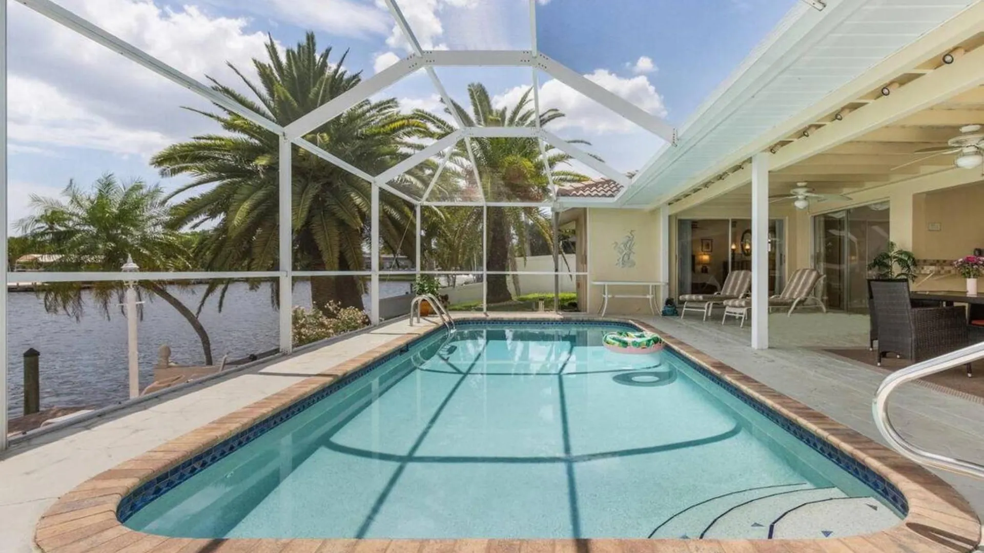 Catalina Isles - Holidays In Paradise Cape Coral
