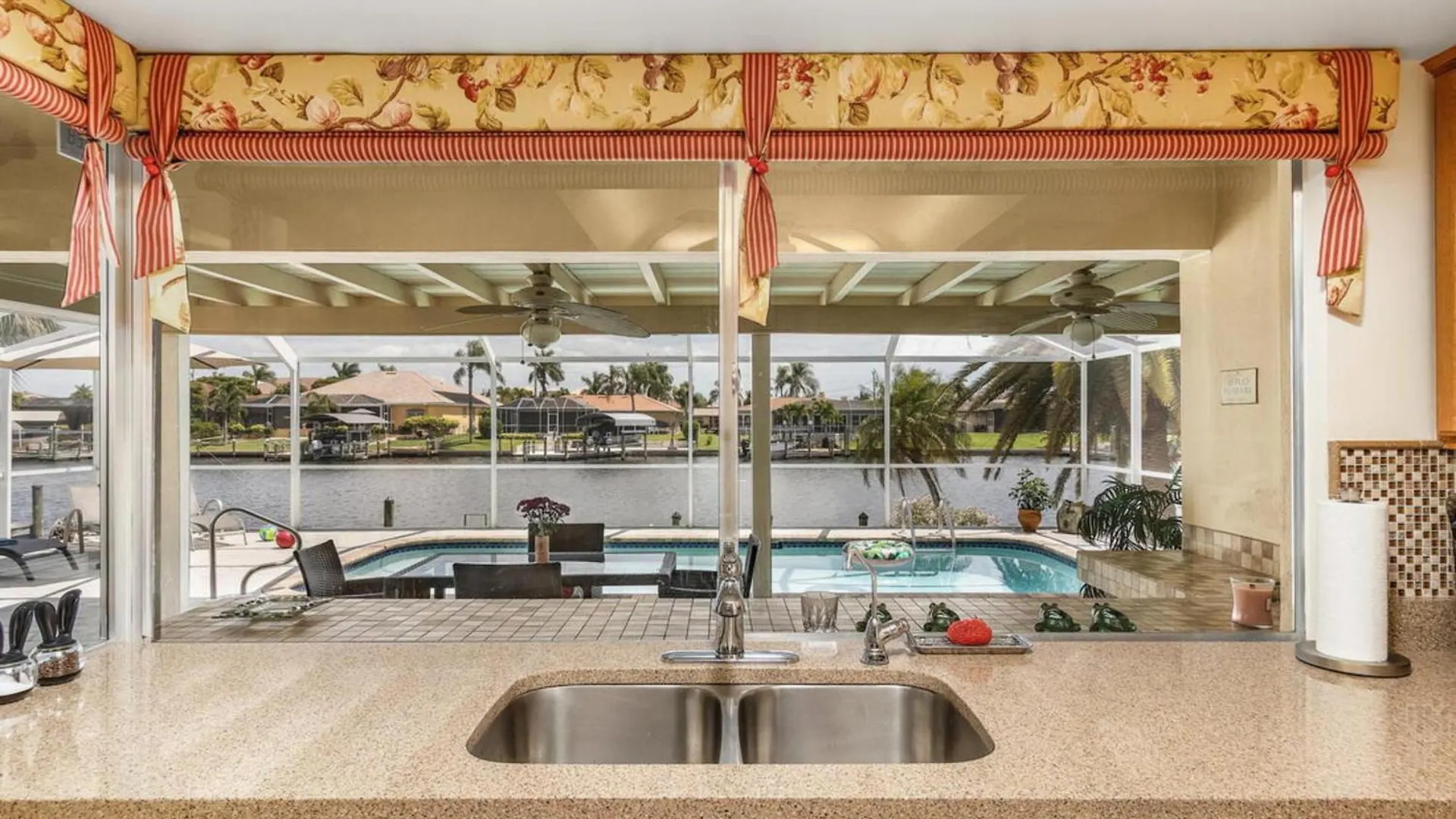 Catalina Isles - Holidays In Paradise Cape Coral