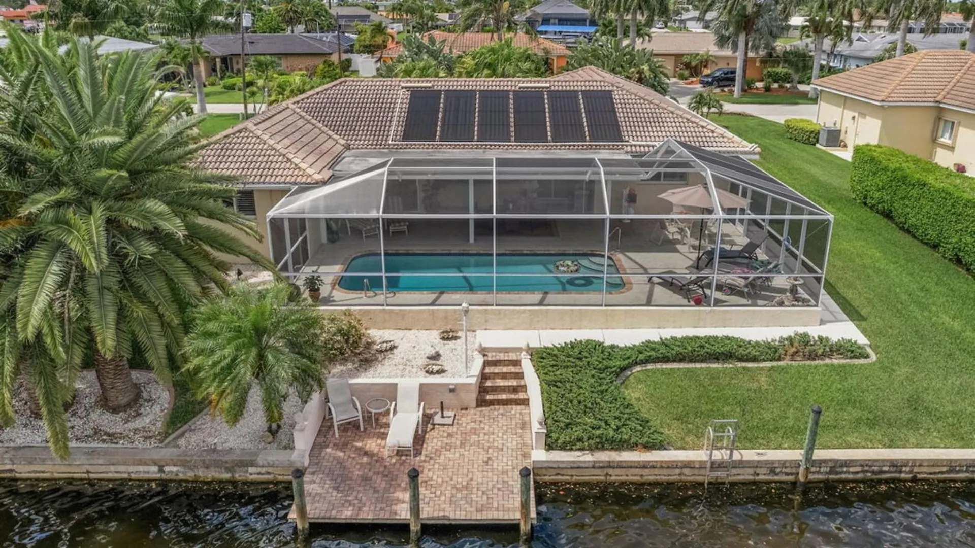 Villa Catalina Isles - Holidays In Paradise