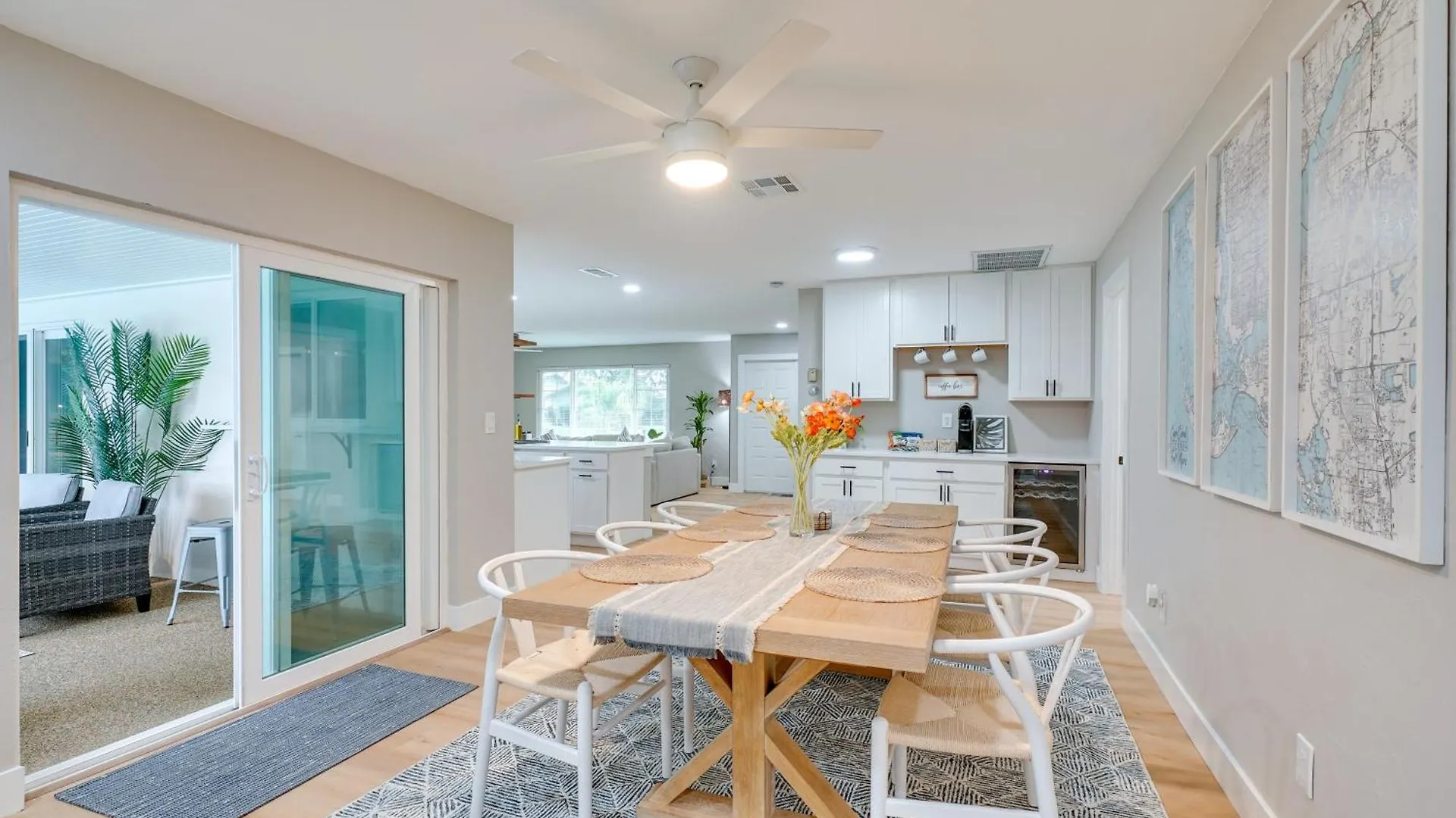 With Pool And Boat Dock, 5 Mi To Holiday home Cape Coral