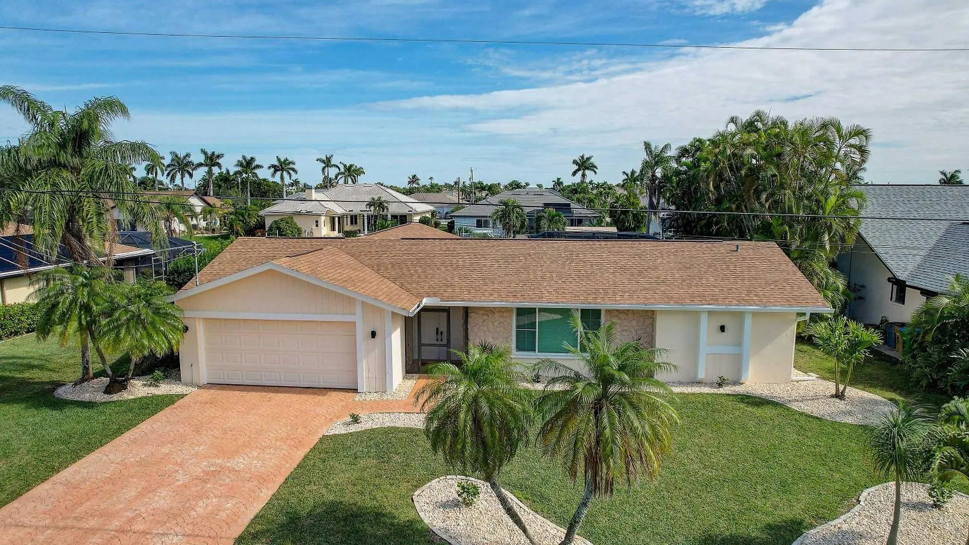 With Pool And Boat Dock, 5 Mi To Holiday home *