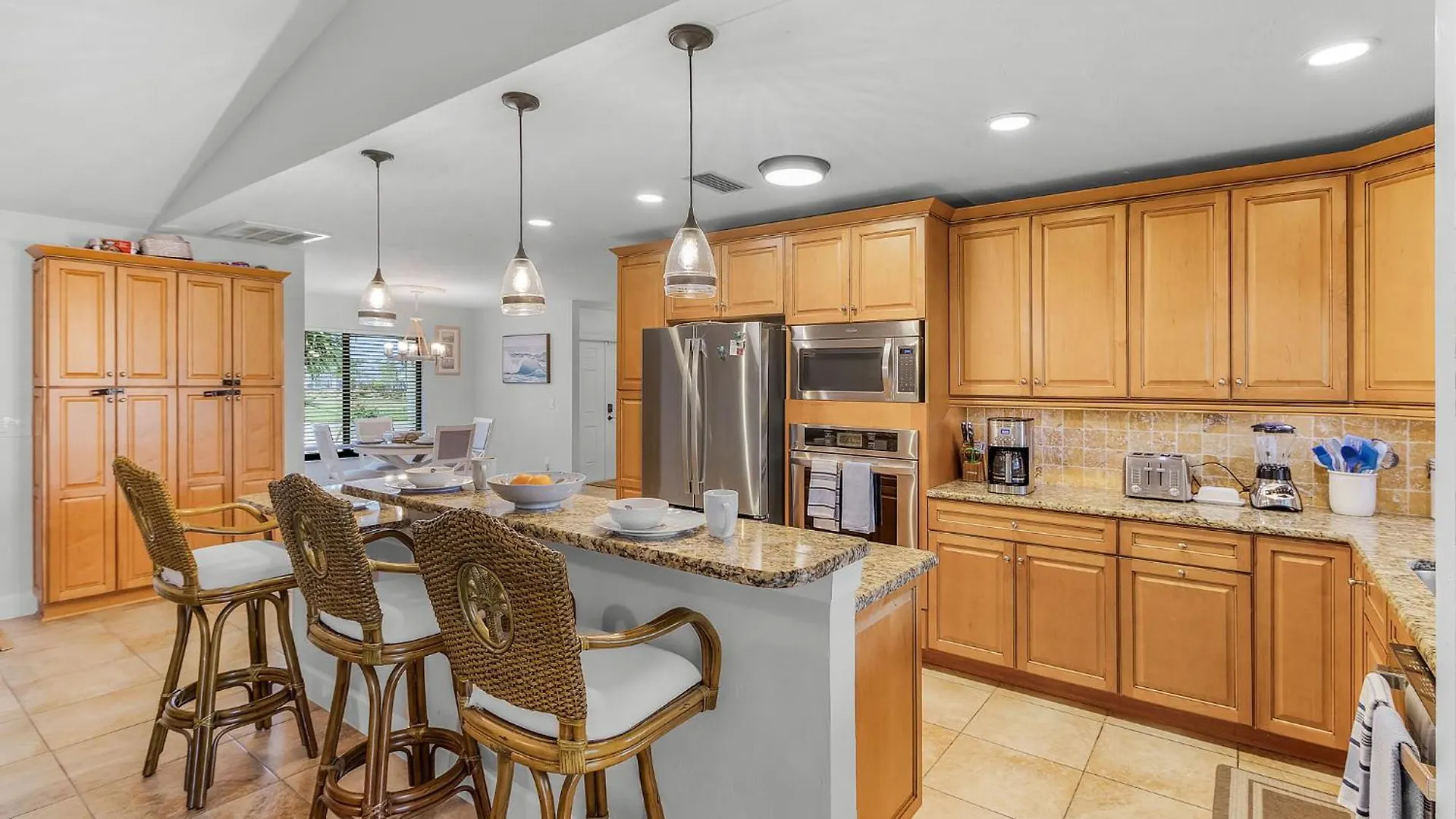 Minutes To The River! Dock, Large Lanai, Heated Pool - Margarita Holiday home