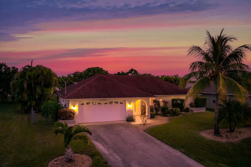 Harmony -tropical Retreat With Private Pool In Desirable South West Cape Coral