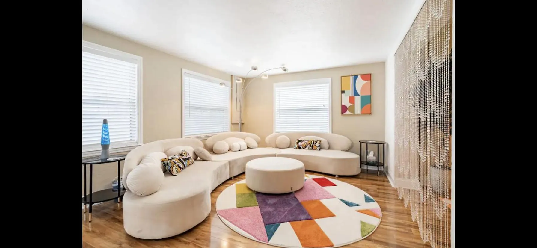 Holiday home Groovy Getaway! Heated Pool! Something Different Cape Coral