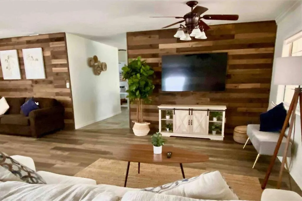 Holiday home Hidden Gem: Escape To Newlin In *