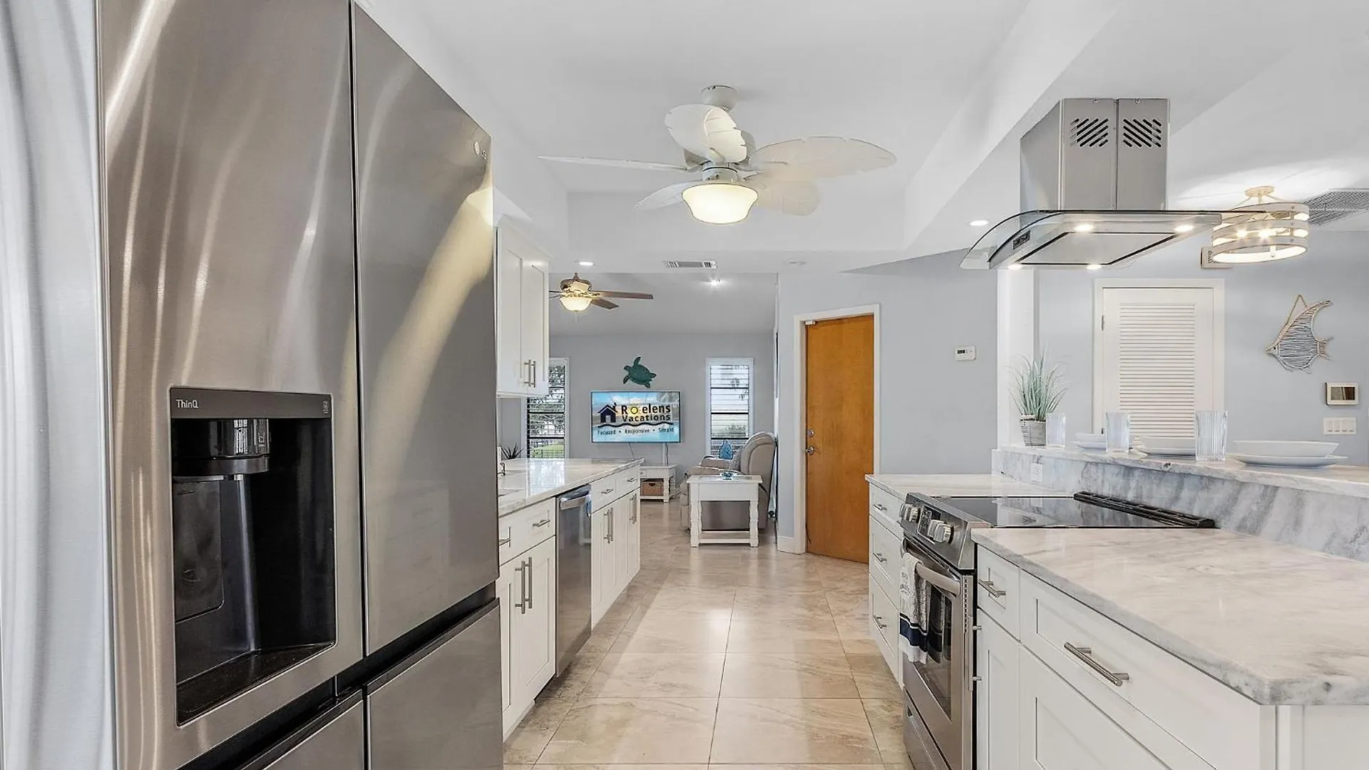 Panoramic Water Views, Heated Saltwater Pool & Spa, Kayaks & Bikes- Adena - Roelens Vacations Holiday home Cape Coral