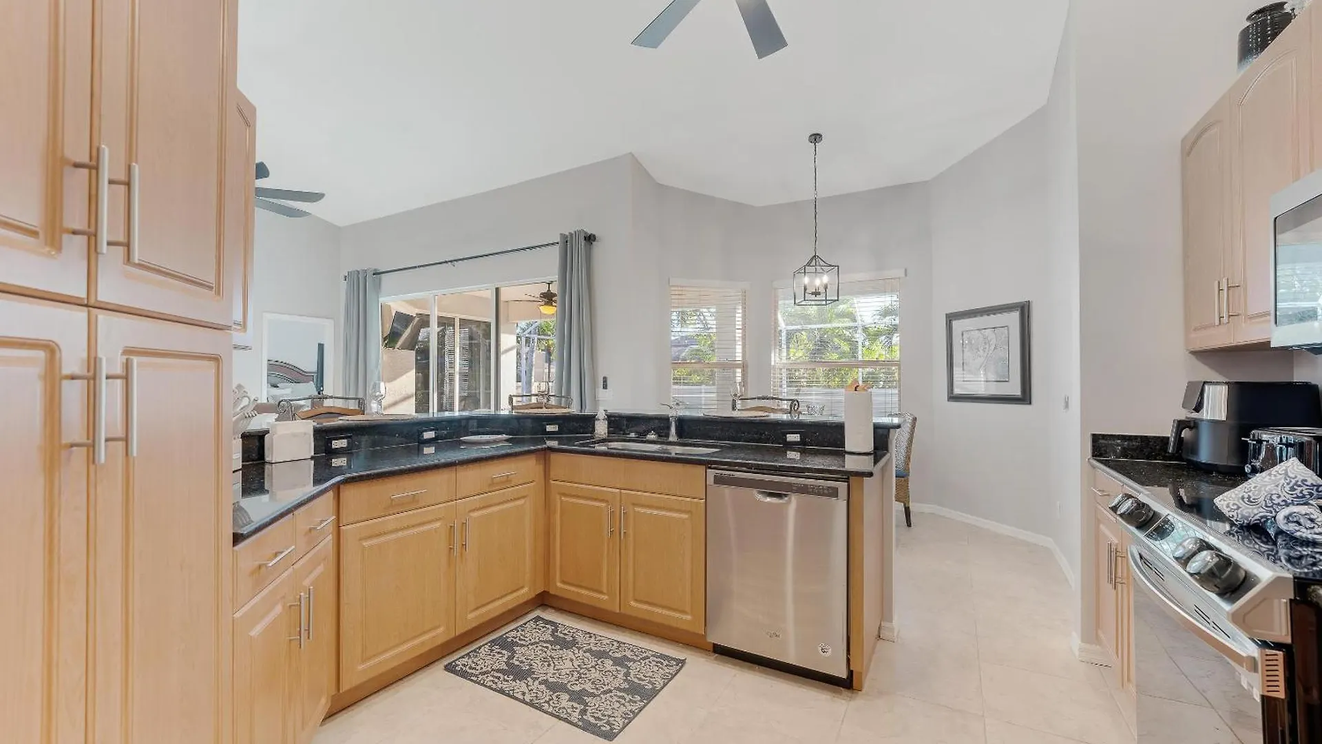 Bella Vita-roelens Vacations Cape Coral