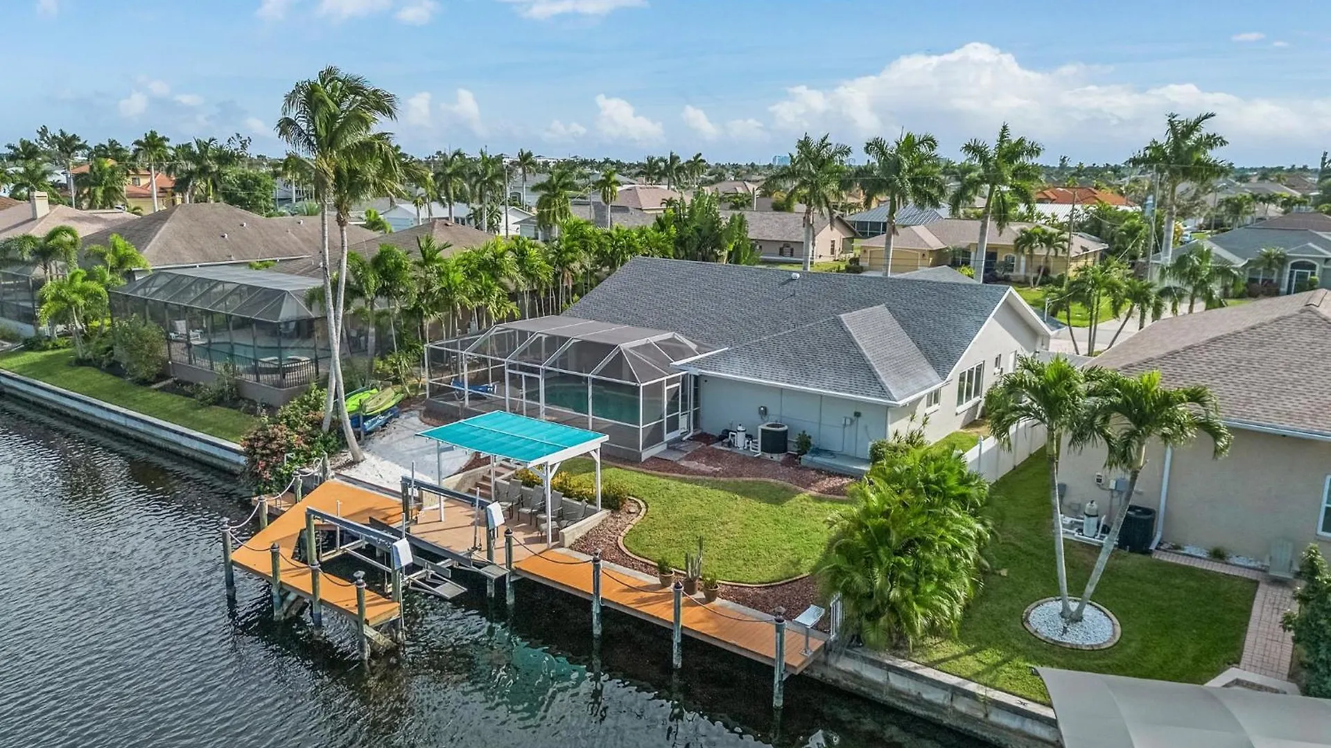 Adventure Awaits With Heated Pool, Kayaks, Pool Table, & Private - Palmas *