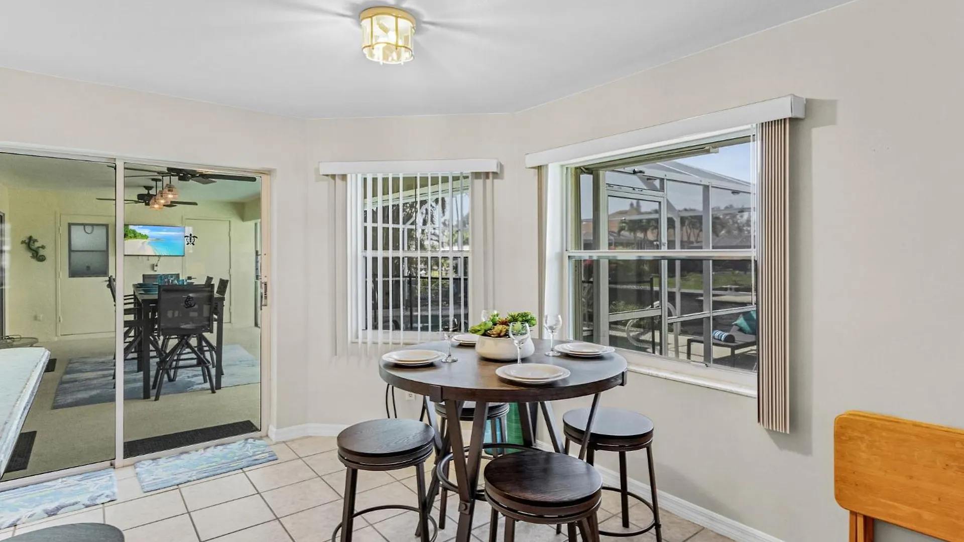 Serene Canal, Three Bedrooms And A Large Pool! - La Brisa Fresca * Cape Coral