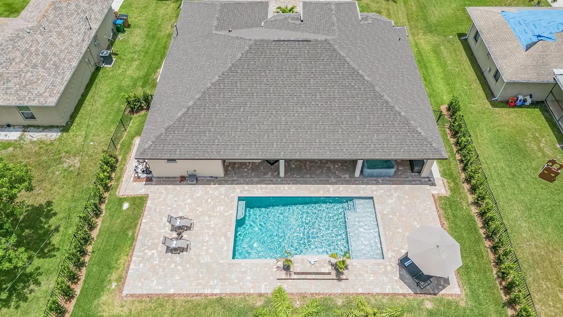 Heated Pool, Hot Tub, Sleeps 6! - Good Times And Tan Lines - Roelens Vacations Holiday home Cape Coral