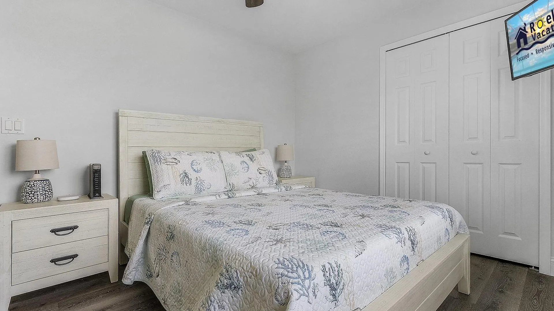 Heated Pool, Hot Tub, Sleeps 6! - Good Times And Tan Lines - Roelens Vacations Cape Coral