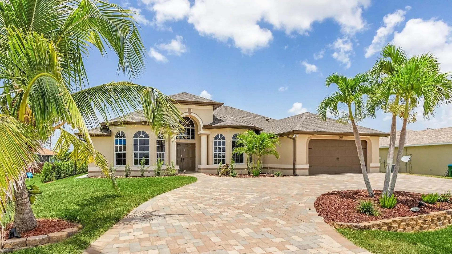 Heated Pool, Hot Tub, Sleeps 6! - Good Times And Tan Lines - Roelens Vacations Holiday home Cape Coral