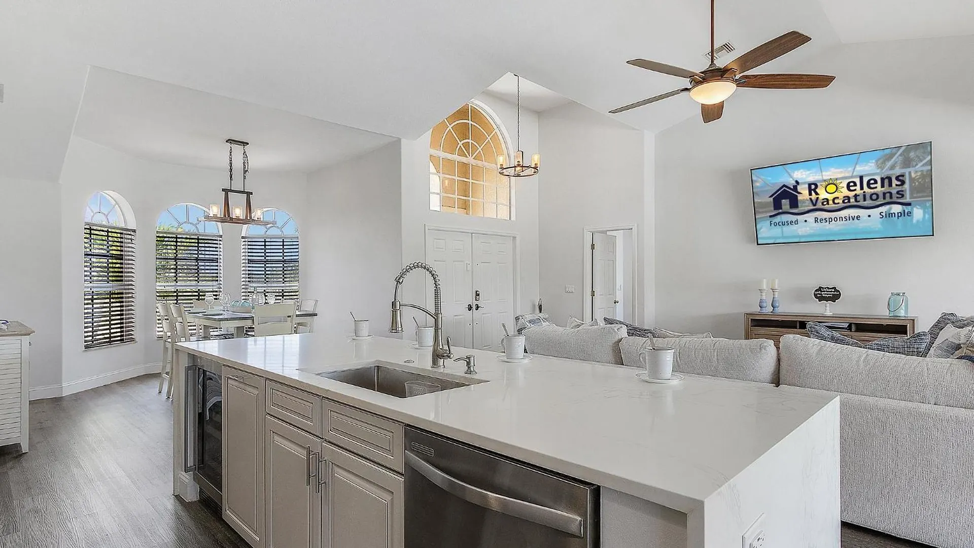 Holiday home Heated Pool, Hot Tub, Sleeps 6! - Good Times And Tan Lines - Roelens Vacations