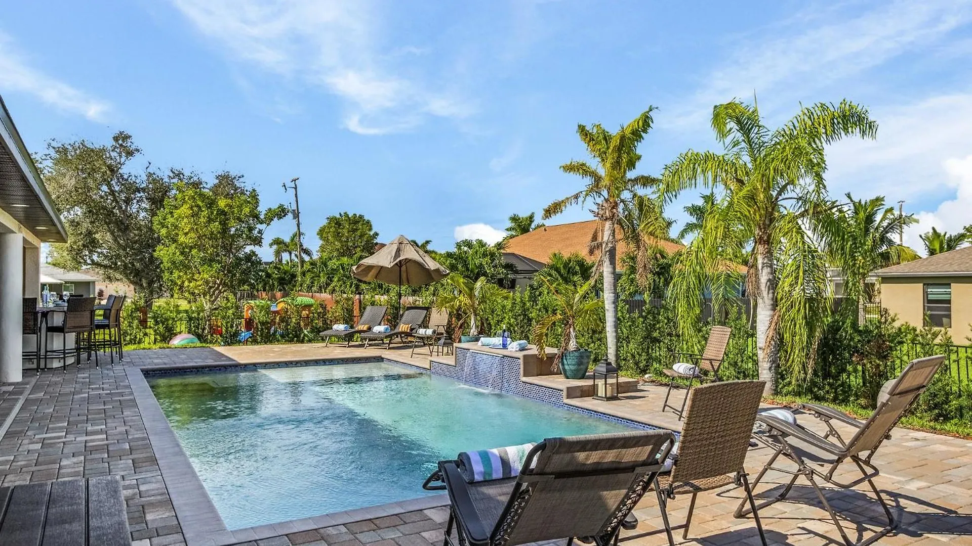 Holiday home Heated Pool, Hot Tub, Sleeps 6! - Good Times And Tan Lines - Roelens Vacations *
