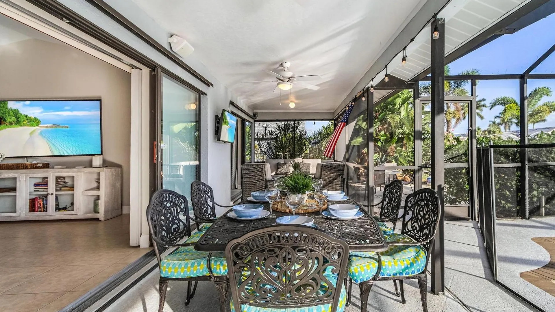Pet Friendly With Heated Pool & Gulf Access - Coast To Coast Holiday home Cape Coral
