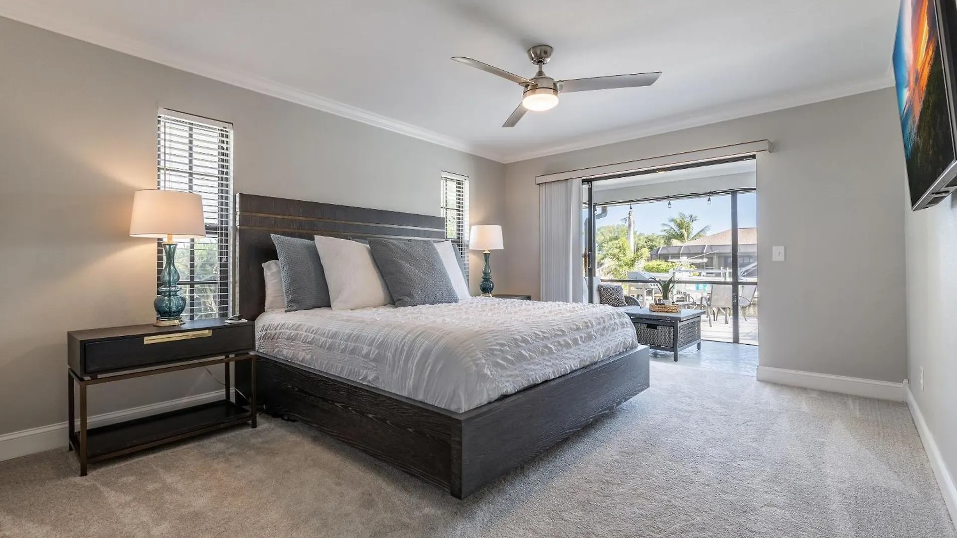 Holiday home Pet Friendly With Heated Pool & Gulf Access - Coast To Coast Cape Coral