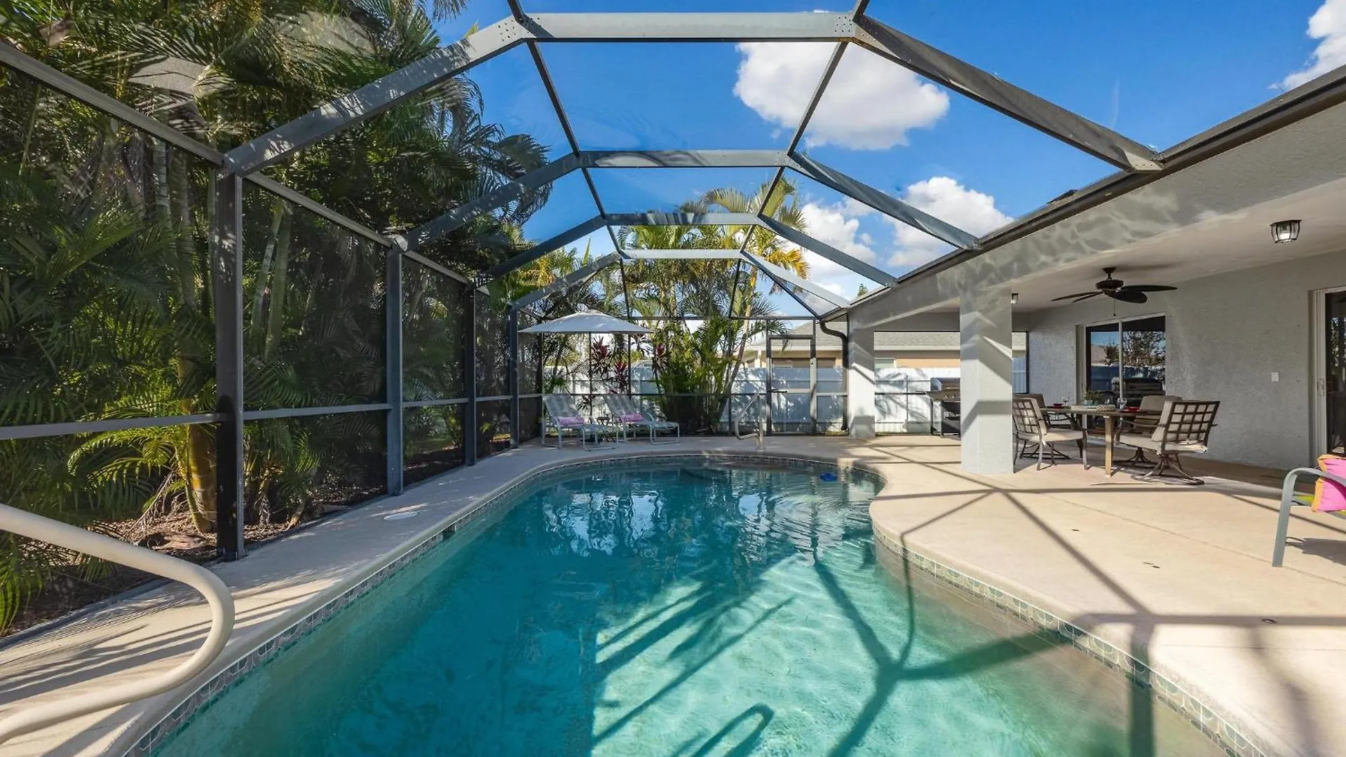 Bella Sage - - Roelens Vacations Holiday home *