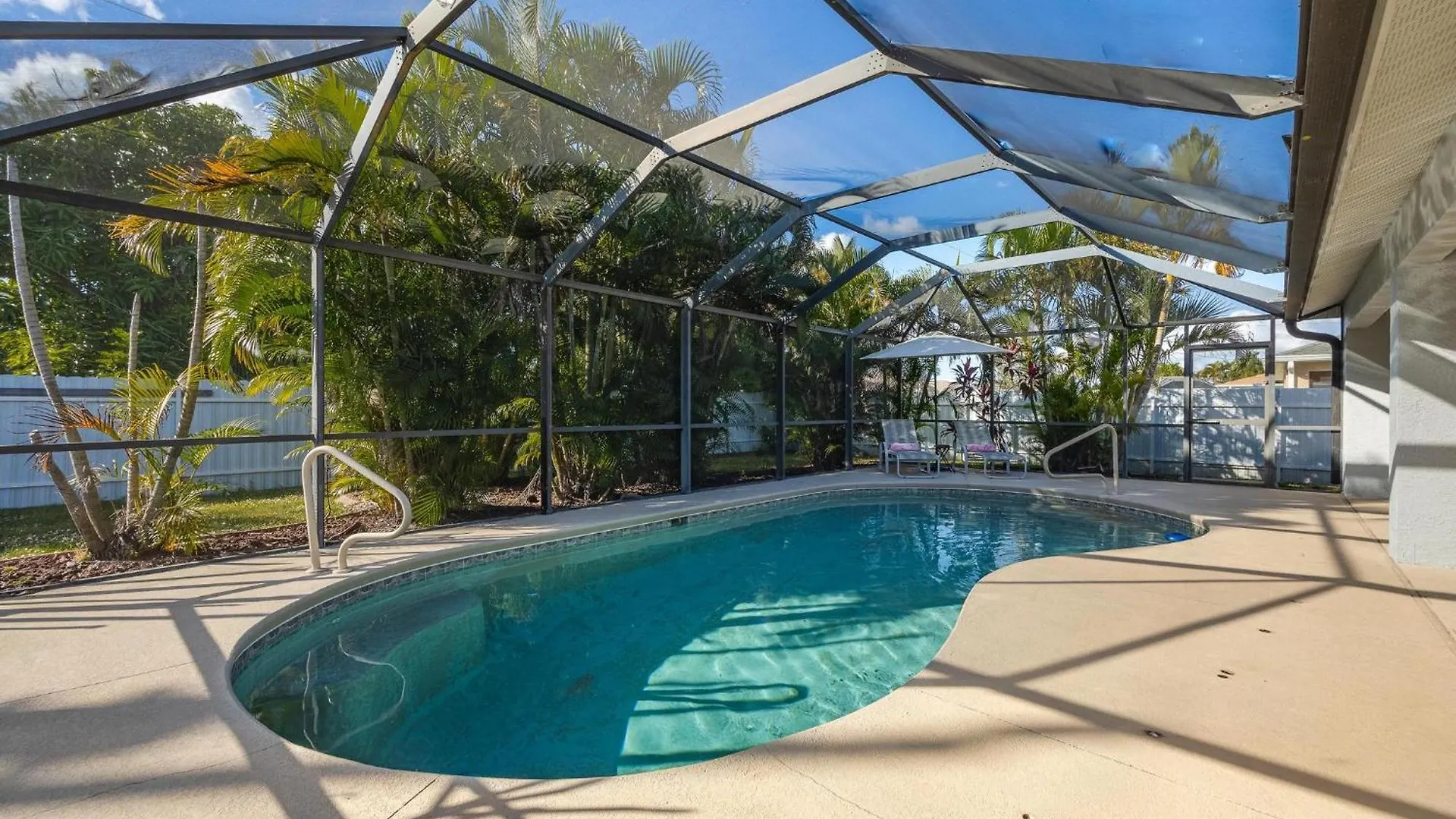 Bella Sage - - Roelens Vacations * Cape Coral