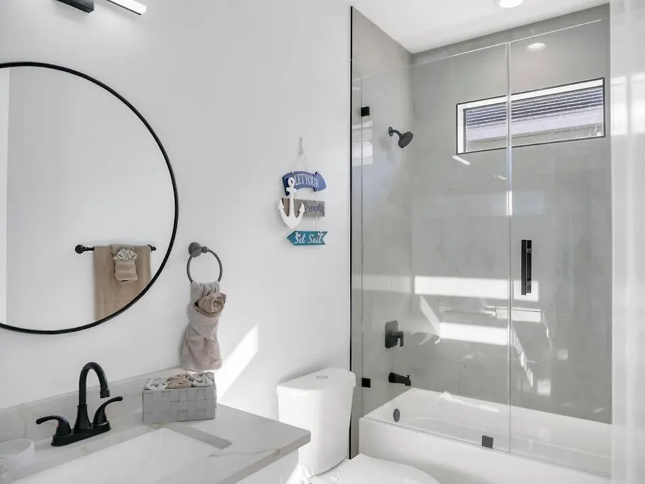 Casa Sevilla, Heated Pool, Sleeps 9, 4b3b
