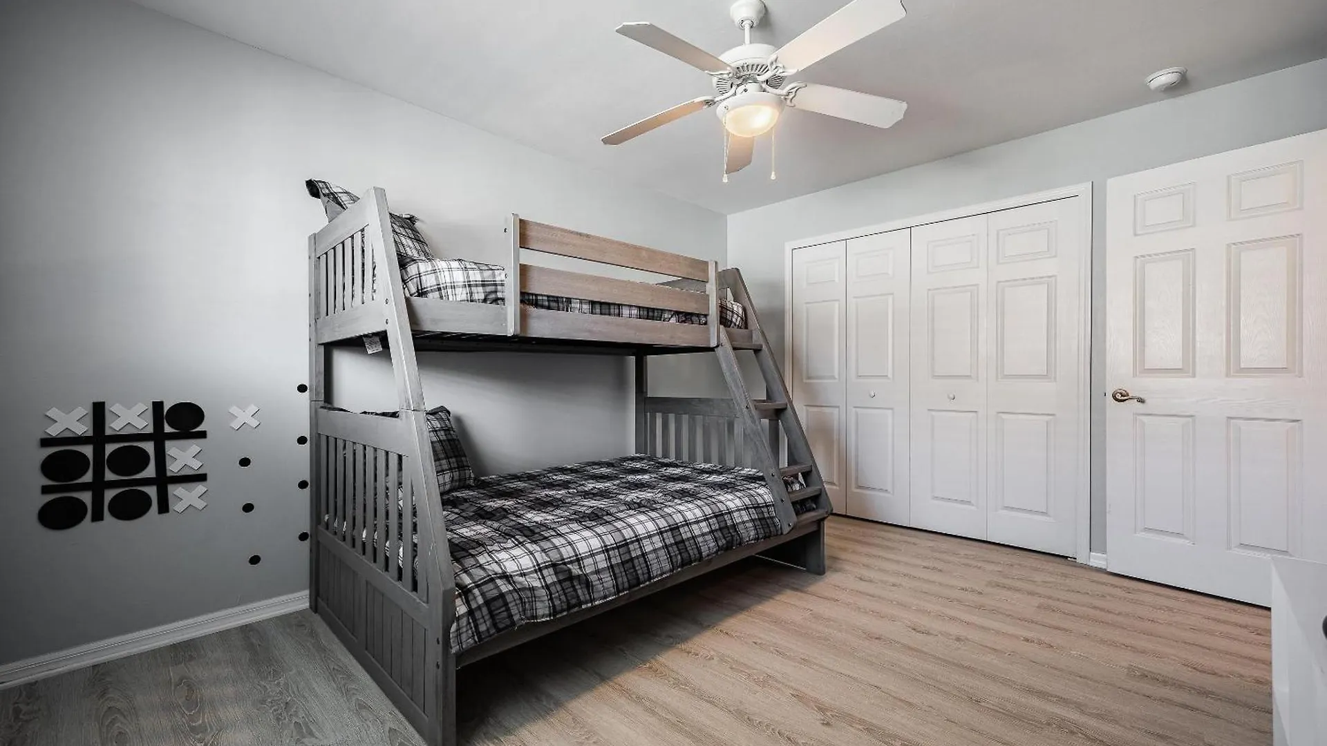 Holiday home Pool, Sleeps 7 - Sunshine Hideaway