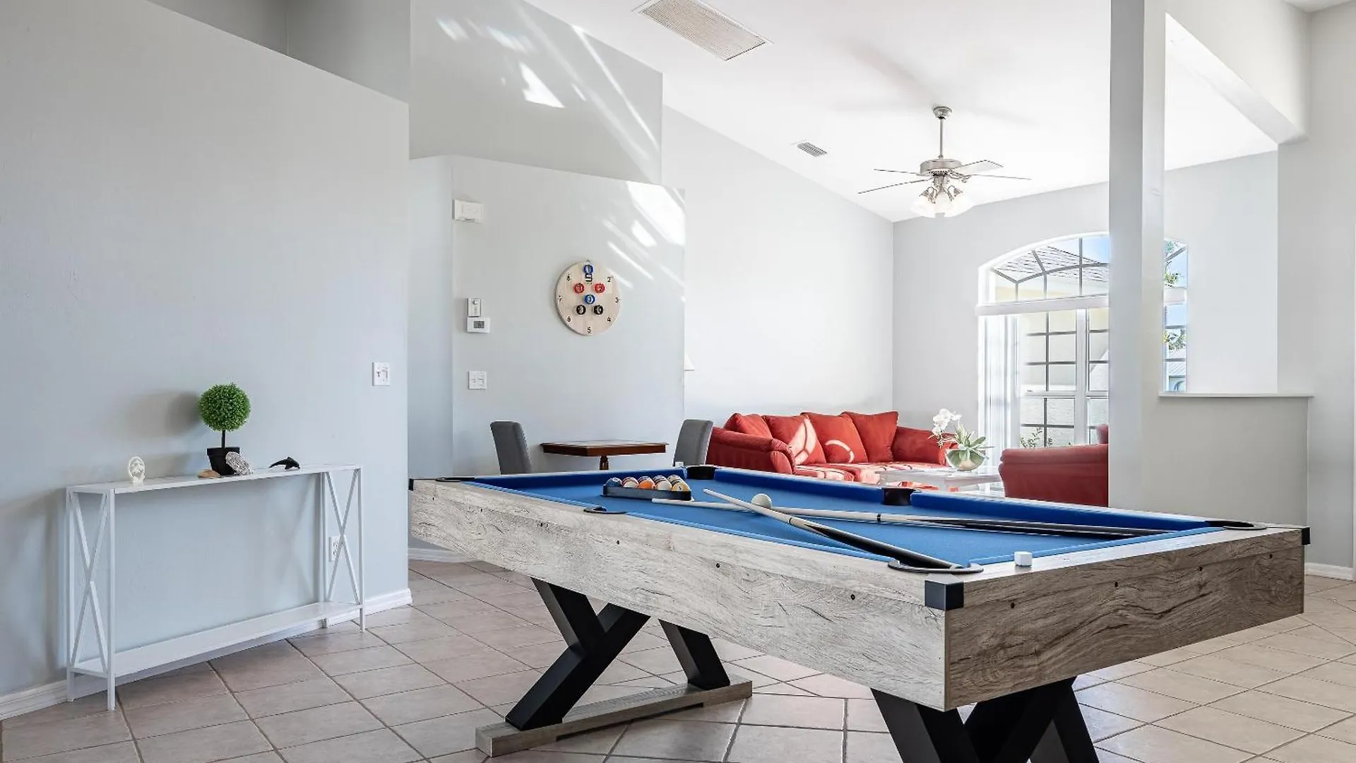 Pool, Sleeps 7 - Sunshine Hideaway