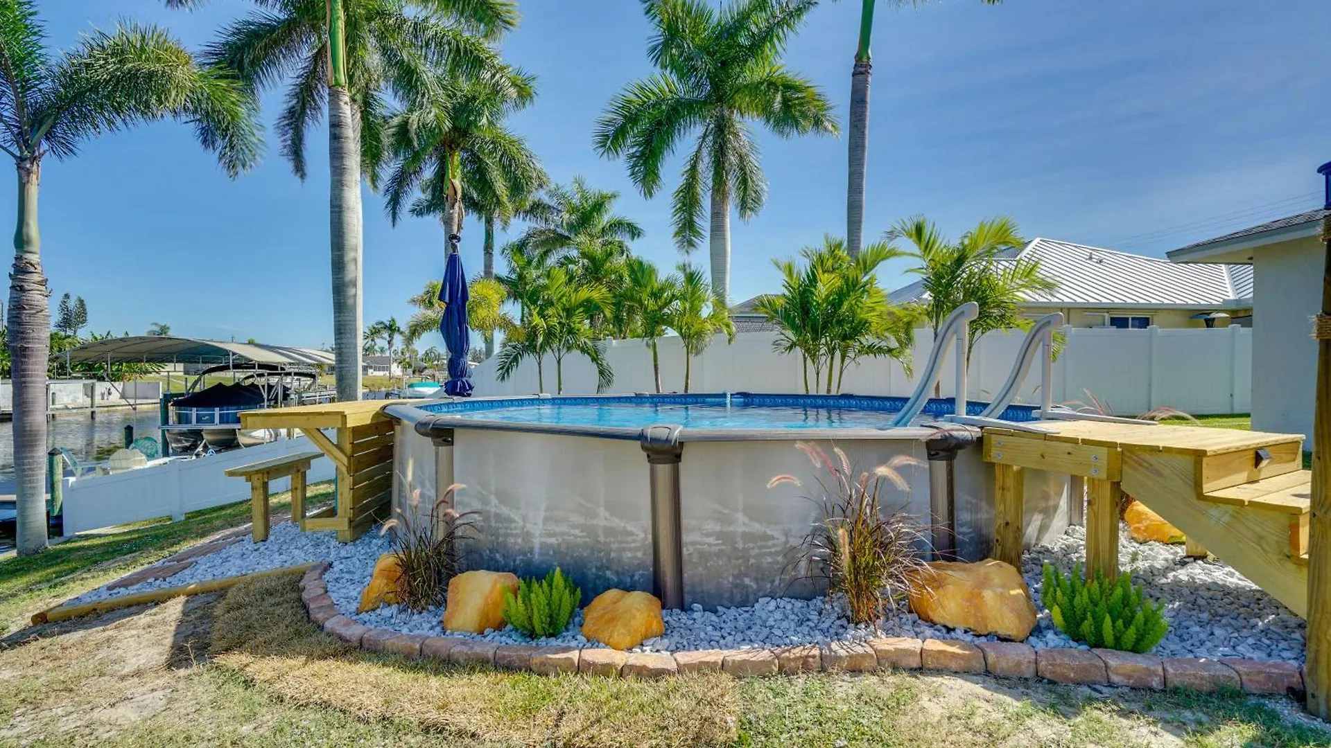 Remodeled Hot Tub And Pool! Holiday home *