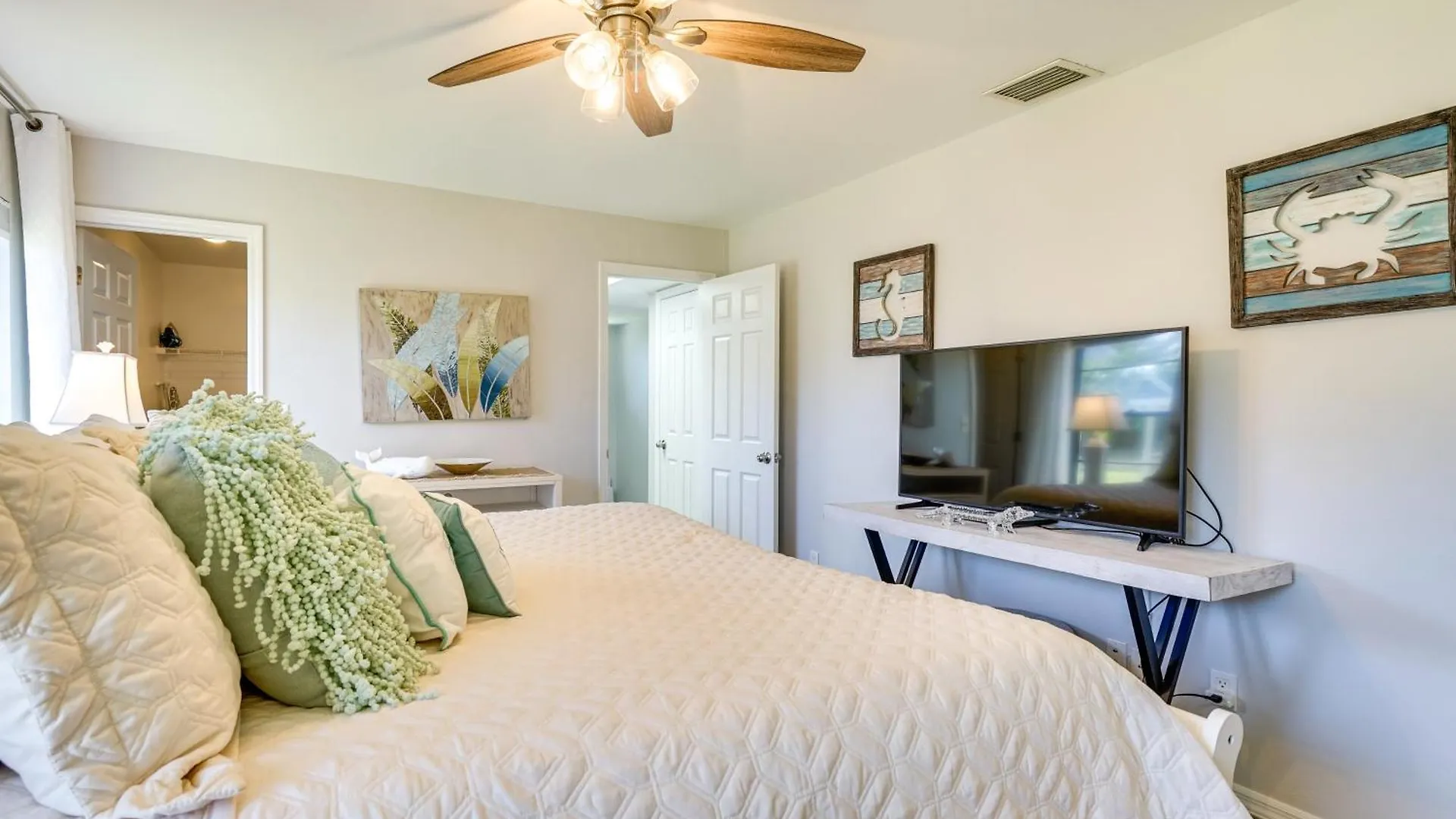 Holiday home Modern With Peloton Bike And Grill In Cape Coral! Cape Coral