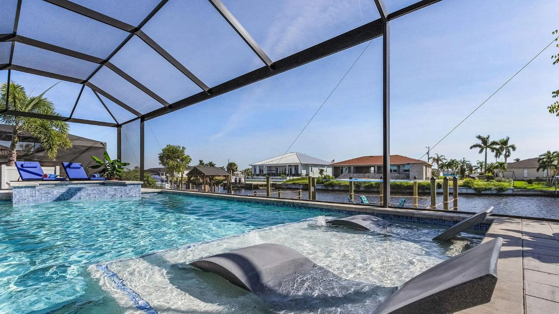 It's A Gold Rush! Paddleboard, Kayak, Saltwater Pool & - Sea'n Coastal View - Roelens Holiday home Cape Coral