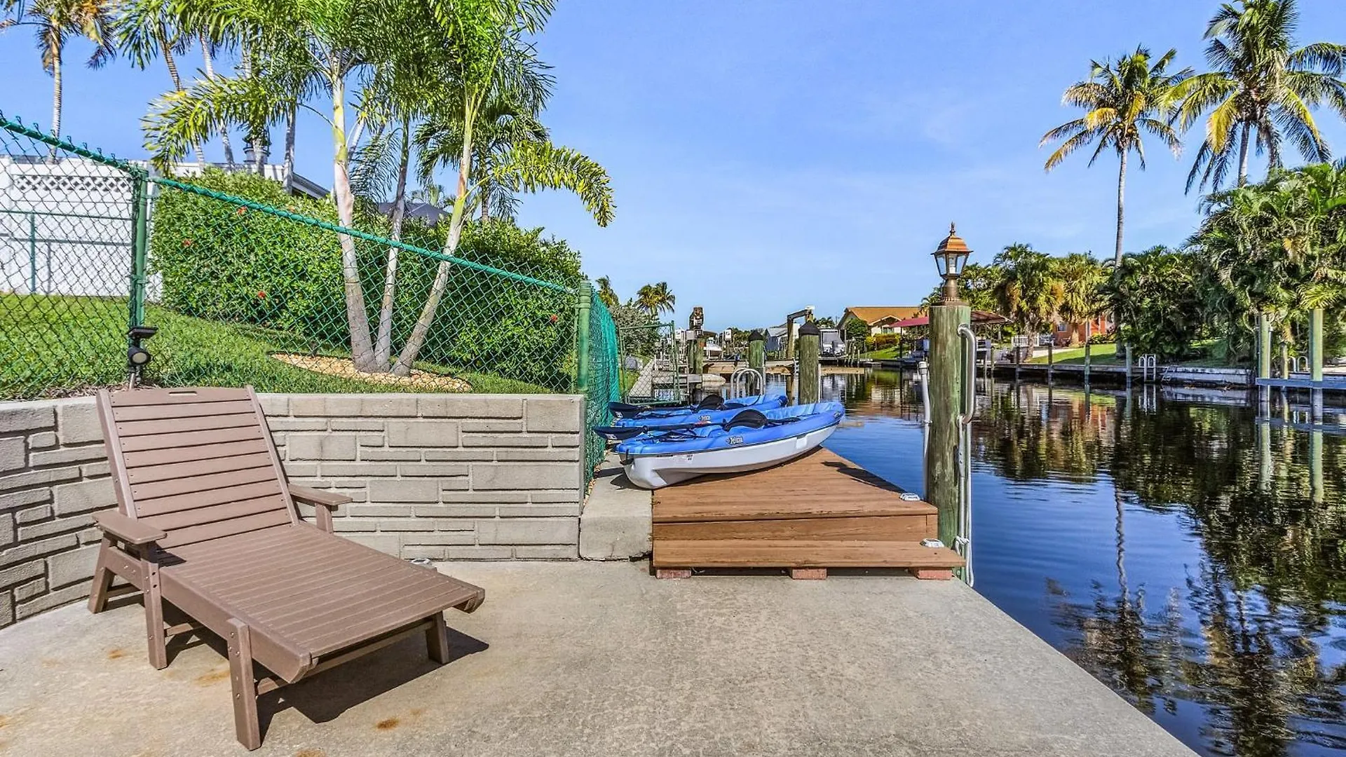 Gulf Access, Heated Pool, Bikes, Kayaks - Comfort On The H2o - - Roelens Vacations * Cape Coral