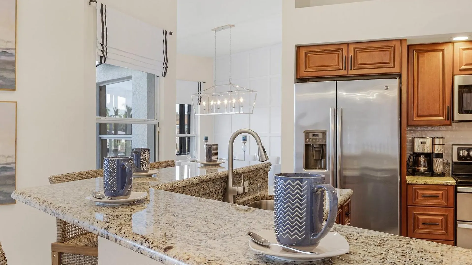 Holiday home Gulf Access, Heated Saltwater Pool, Mini Golf, Movie Room, Sleeps 10 - House