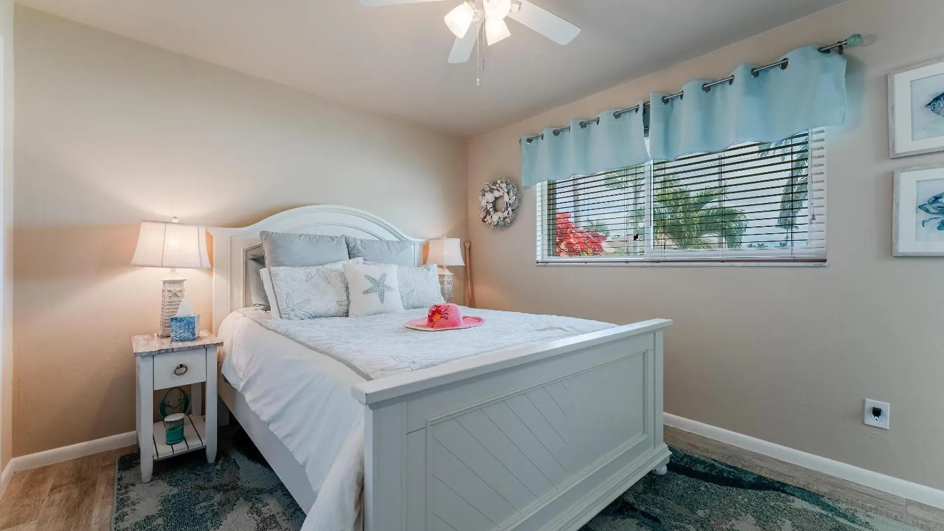 Direct Gulf Access & Heated Pool -villa Hip Nautic - Roelens Vacations Holiday home Cape Coral