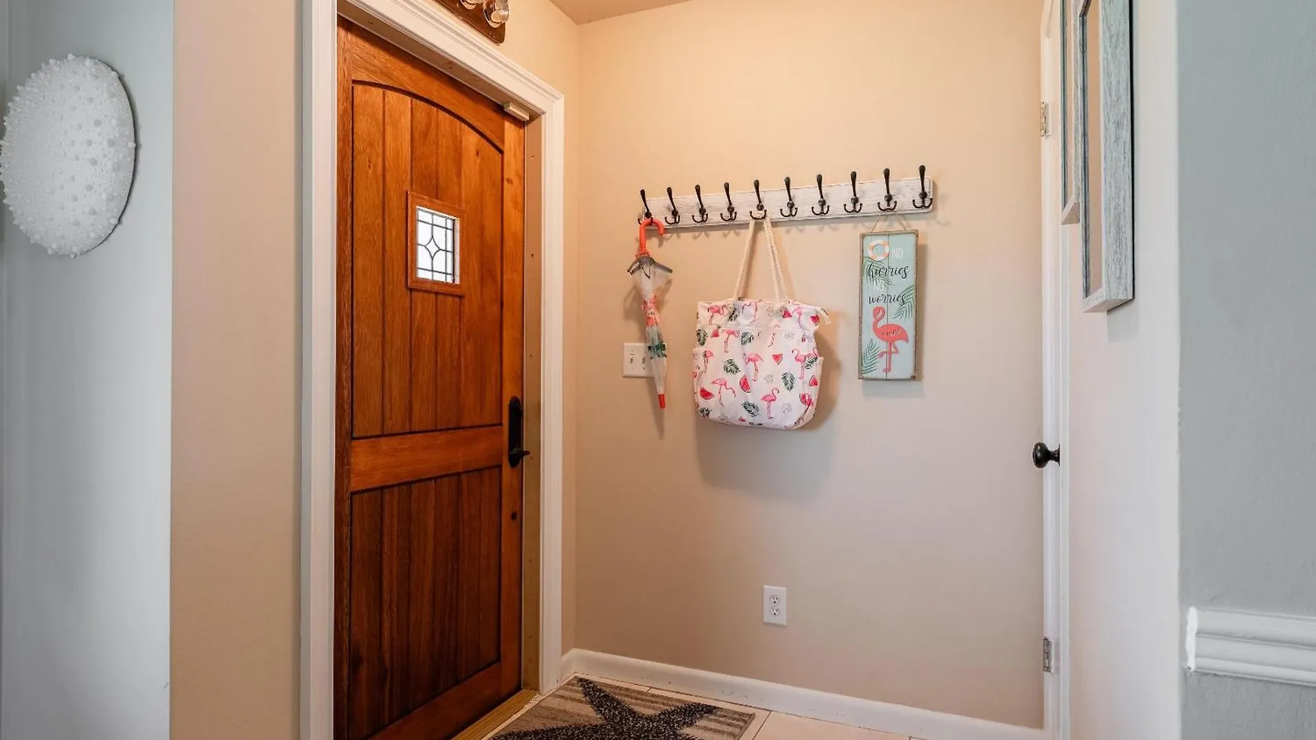 Direct Gulf Access & Heated Pool -villa Hip Nautic - Roelens Vacations Cape Coral