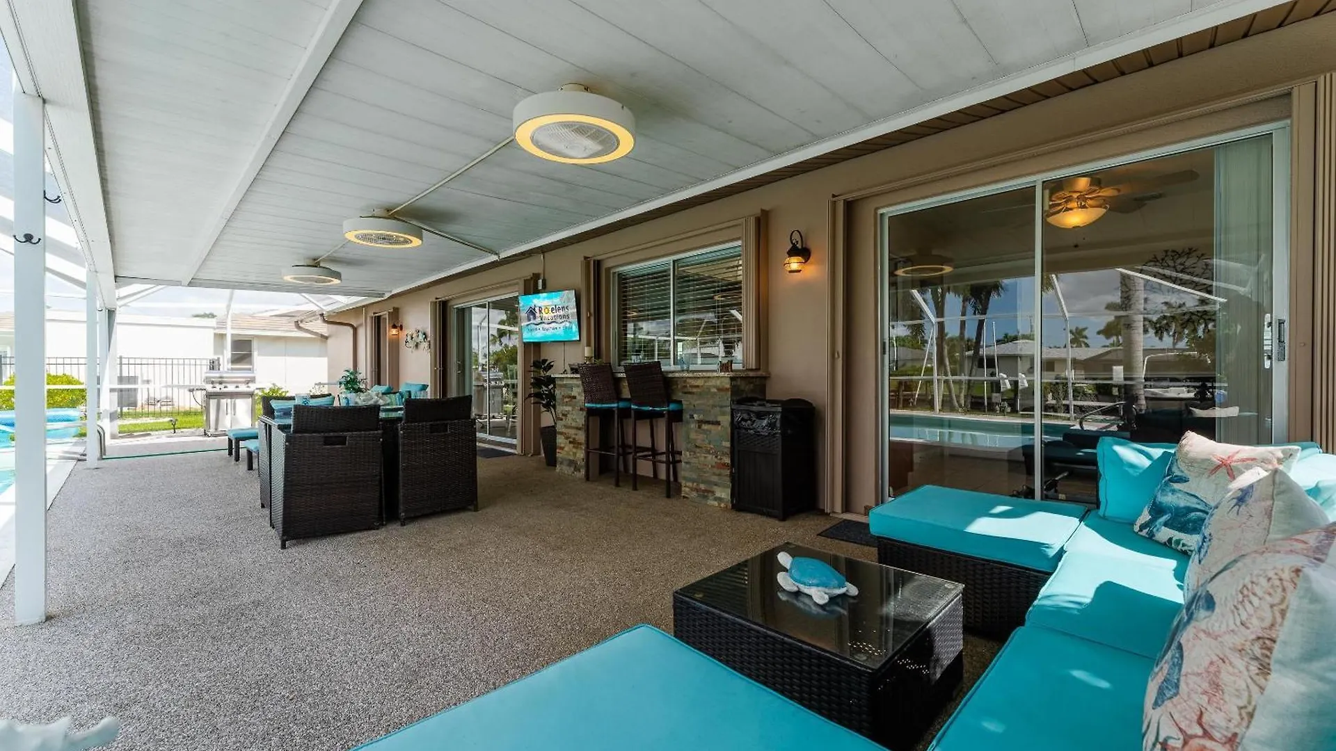 Direct Gulf Access & Heated Pool -villa Hip Nautic - Roelens Vacations Holiday home *