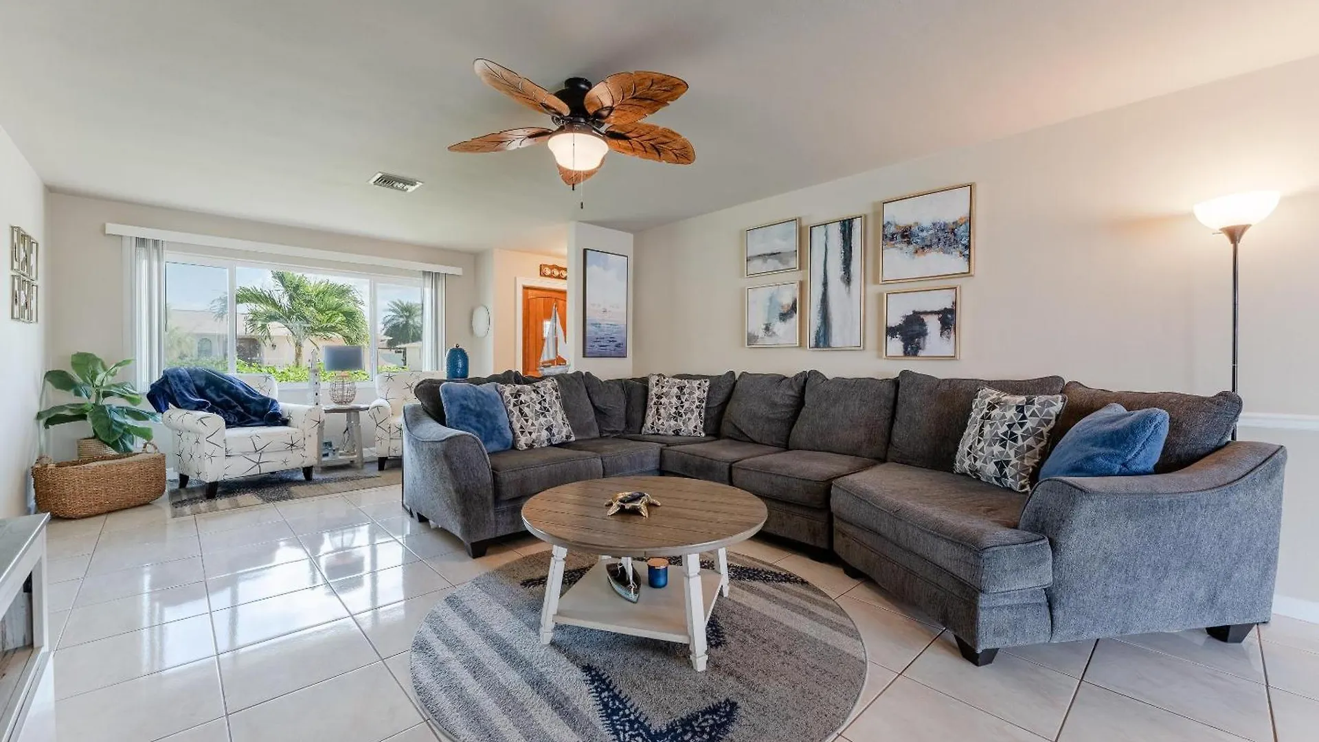 Direct Gulf Access & Heated Pool -villa Hip Nautic - Roelens Vacations Holiday home Cape Coral