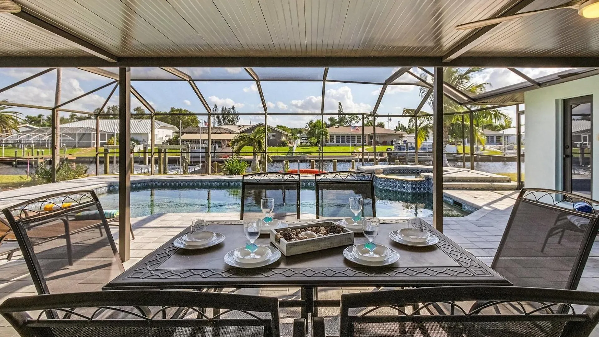 Holiday home Direct Sailboat Access & Southern Exposure Heated Pool - Coconut Hideaway - Roelens *